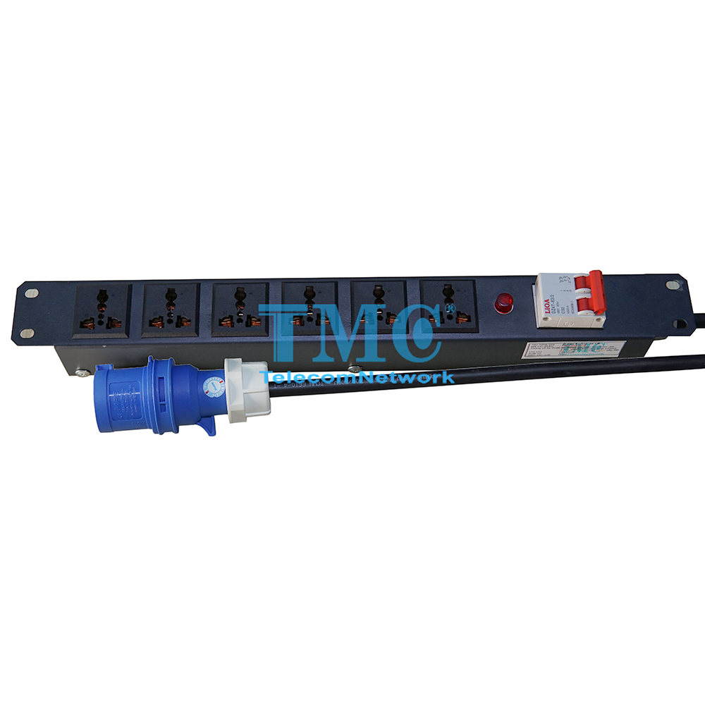 pdu 6 port cb có đầu cắm cong nghiep 2